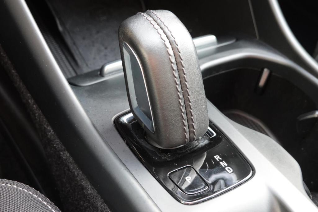 Volvo XC40 1.5 t5 recharge business pro