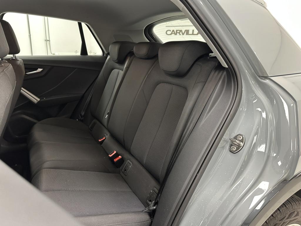 Audi Q2 35 tfsi advanced ed. | arrow gray | camera | led matrix |