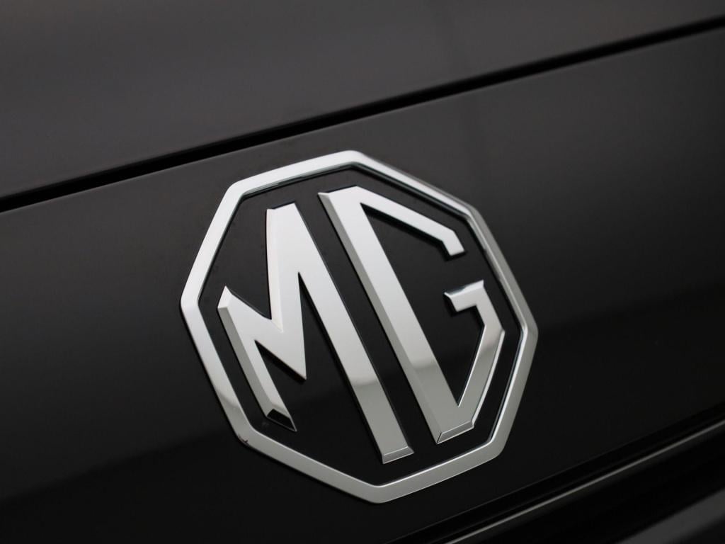 MG ZS 1.5 hybrid+ aut. luxury
