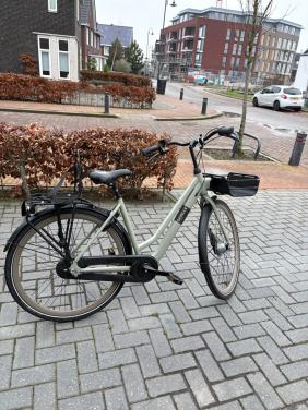 Gazelle Esprit T3 2024 dames / meiden fiets frame 49 in goede staat