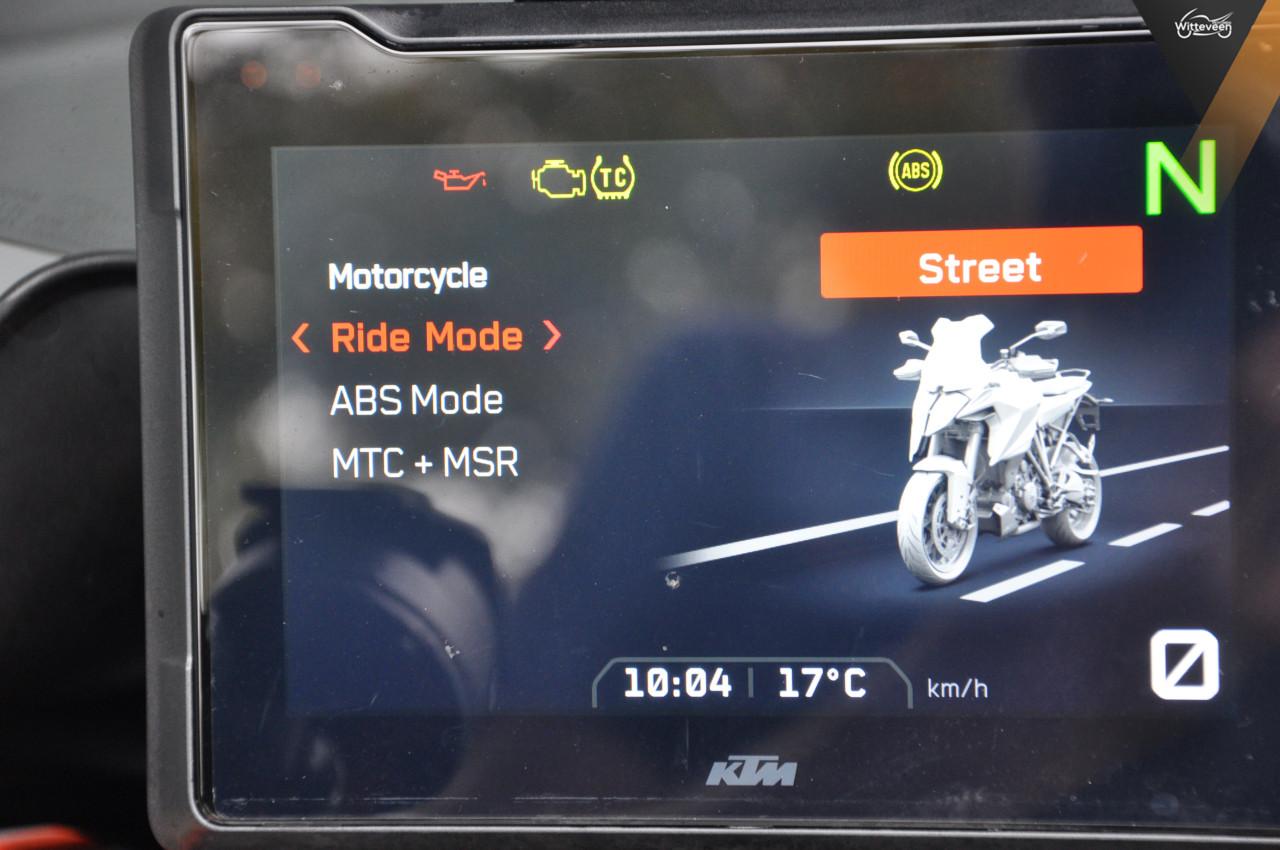 KTM 1290 SuperDuke GT