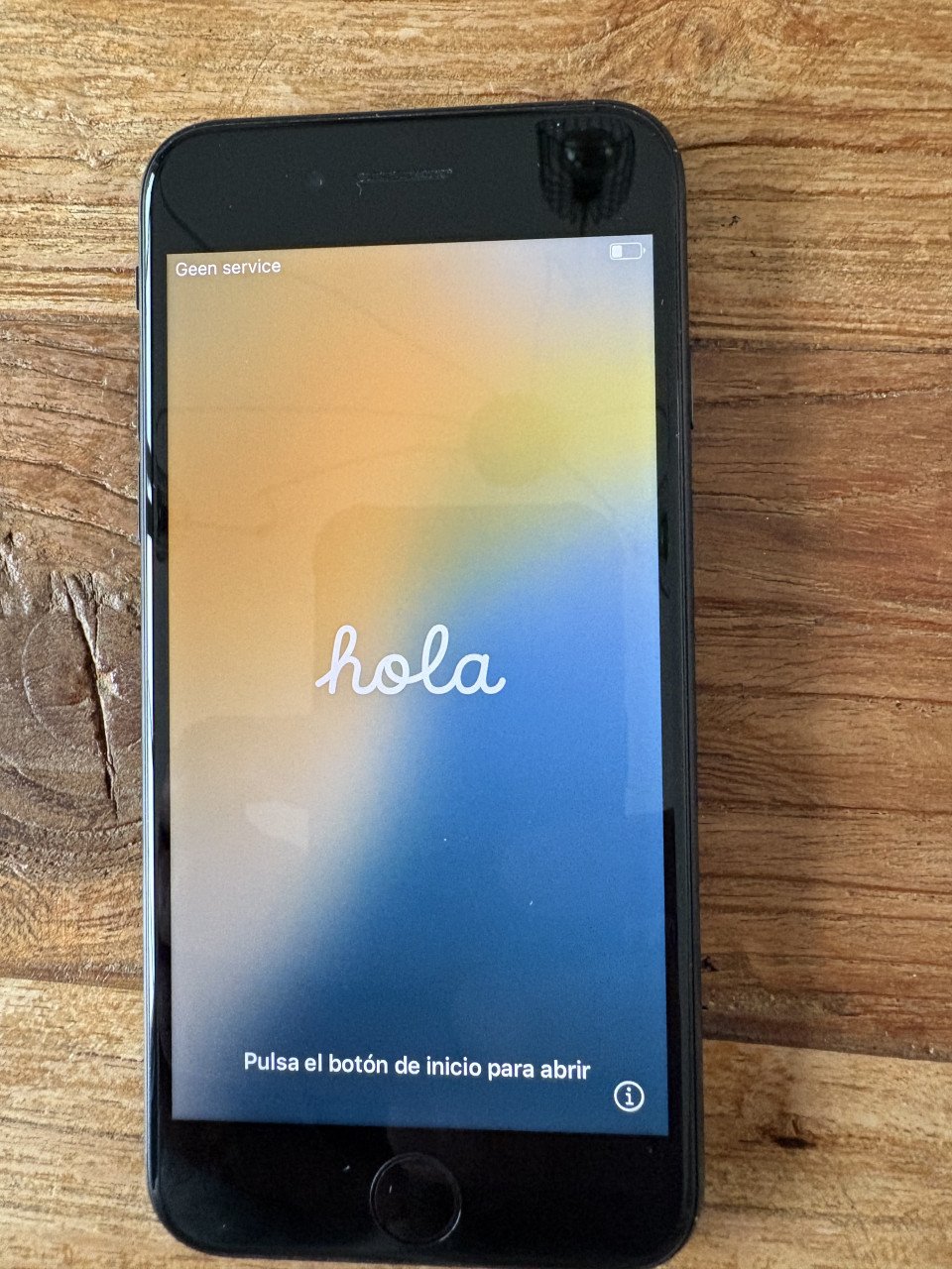 IPhone SE 2022(3e) 64 gb