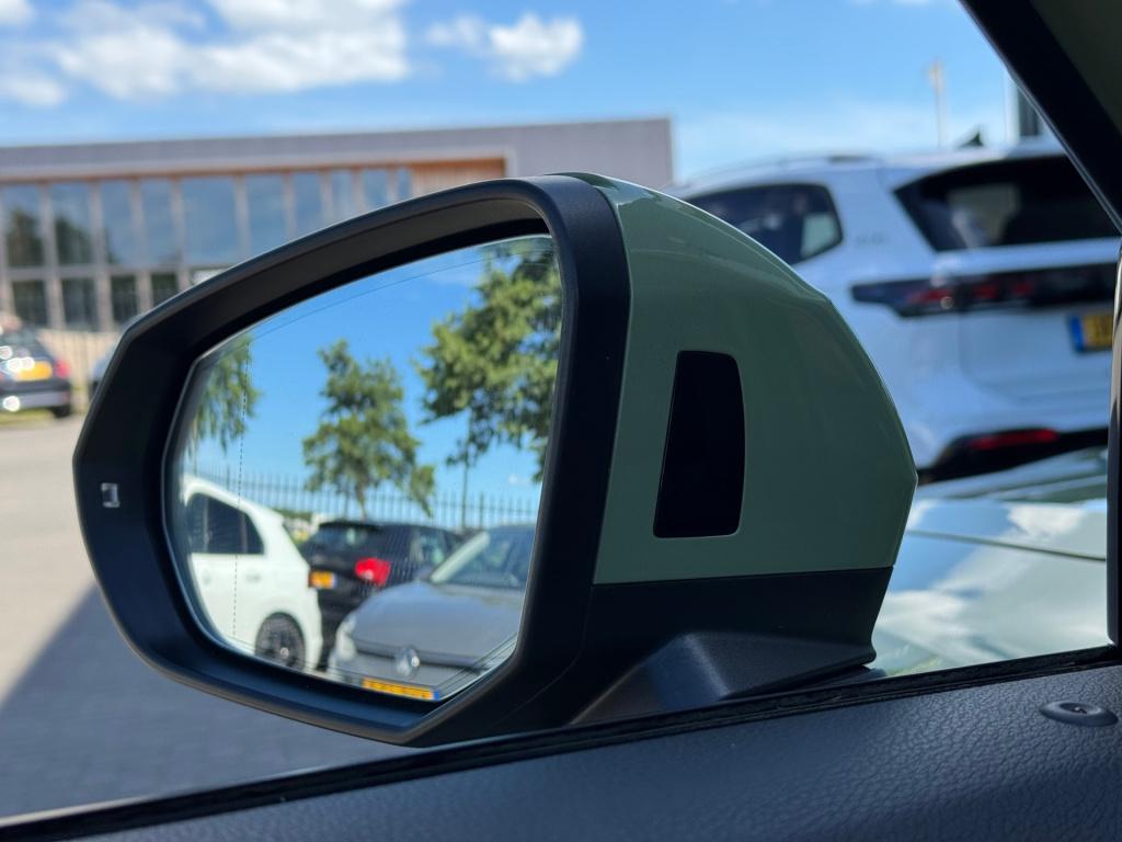 Audi Q2 35 tfsi s-line * keyless * virtual cockpit * stoelverwarming * carp