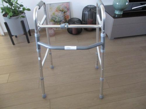 Nieuw opvouwbaar looprek de Luxe in hoogte instelbaar van Comfort & More
