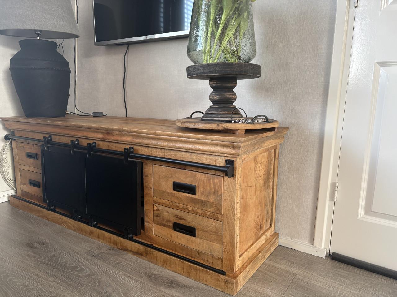 Mango houten televisiekast