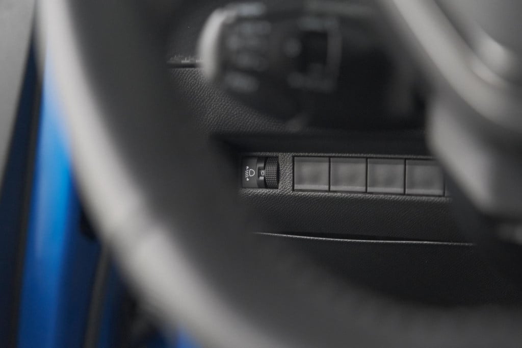 Peugeot 208 puretech 100 active | navigatie | cruise control | apple carpla