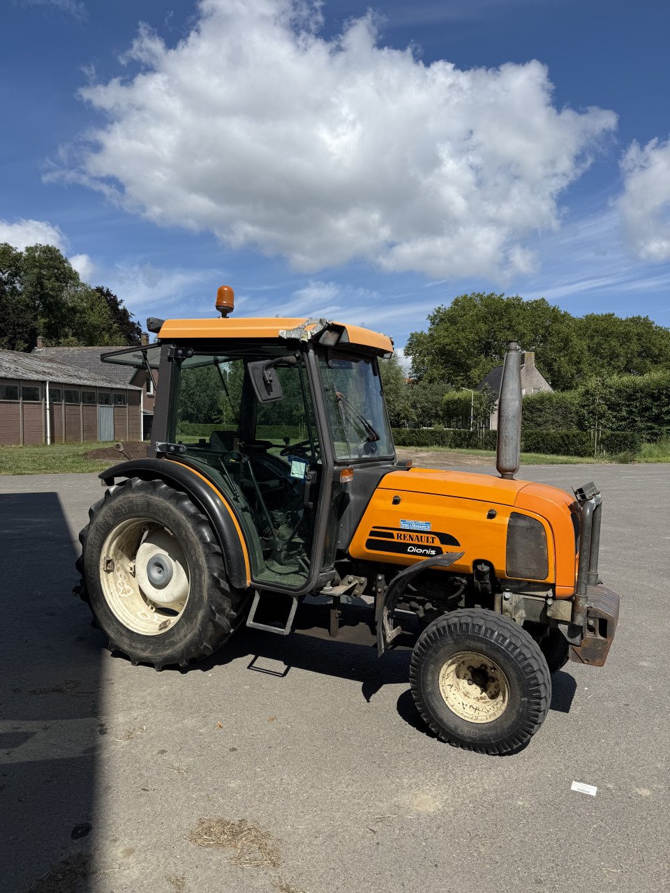 Smalspoor (fruitteelt) Renault Dionis 130