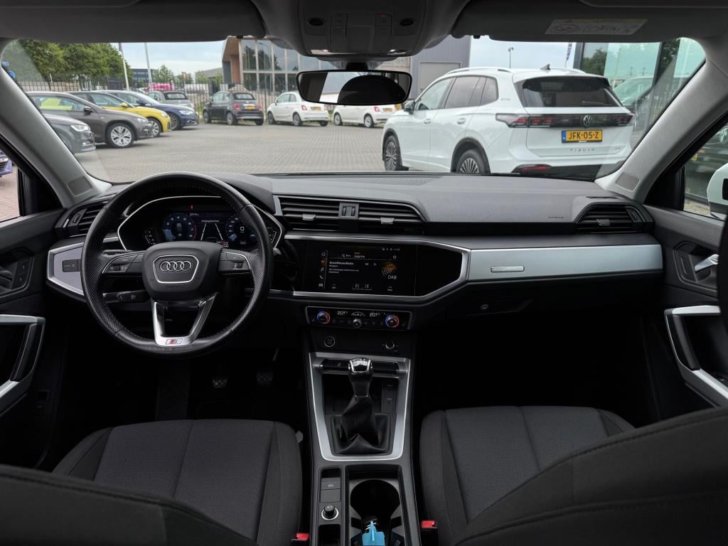 Audi Q3 35 tfsi advanced * matrix led * keyless * stoelverwarming * virtual