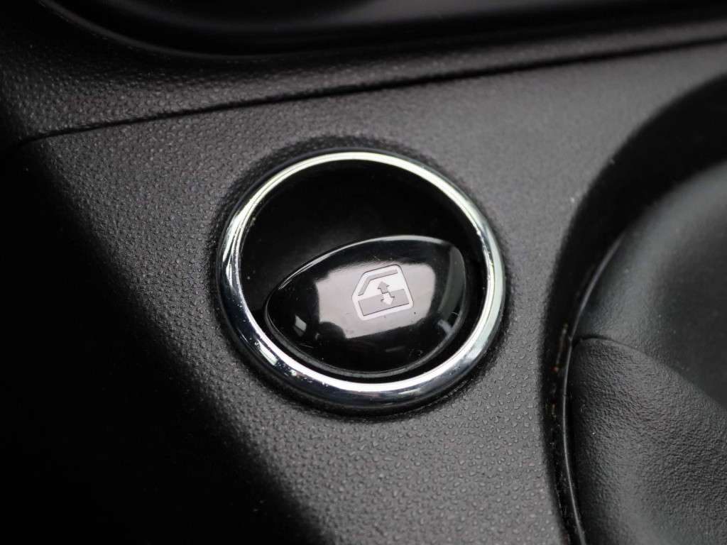 Fiat 500 C 0.9 twinair turbo young | cabrio | navigatie | cruise control | 