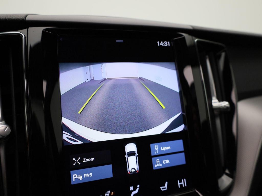 Volvo XC60 t6 recharge geartronic r-design automaat | panorama dak | naviga