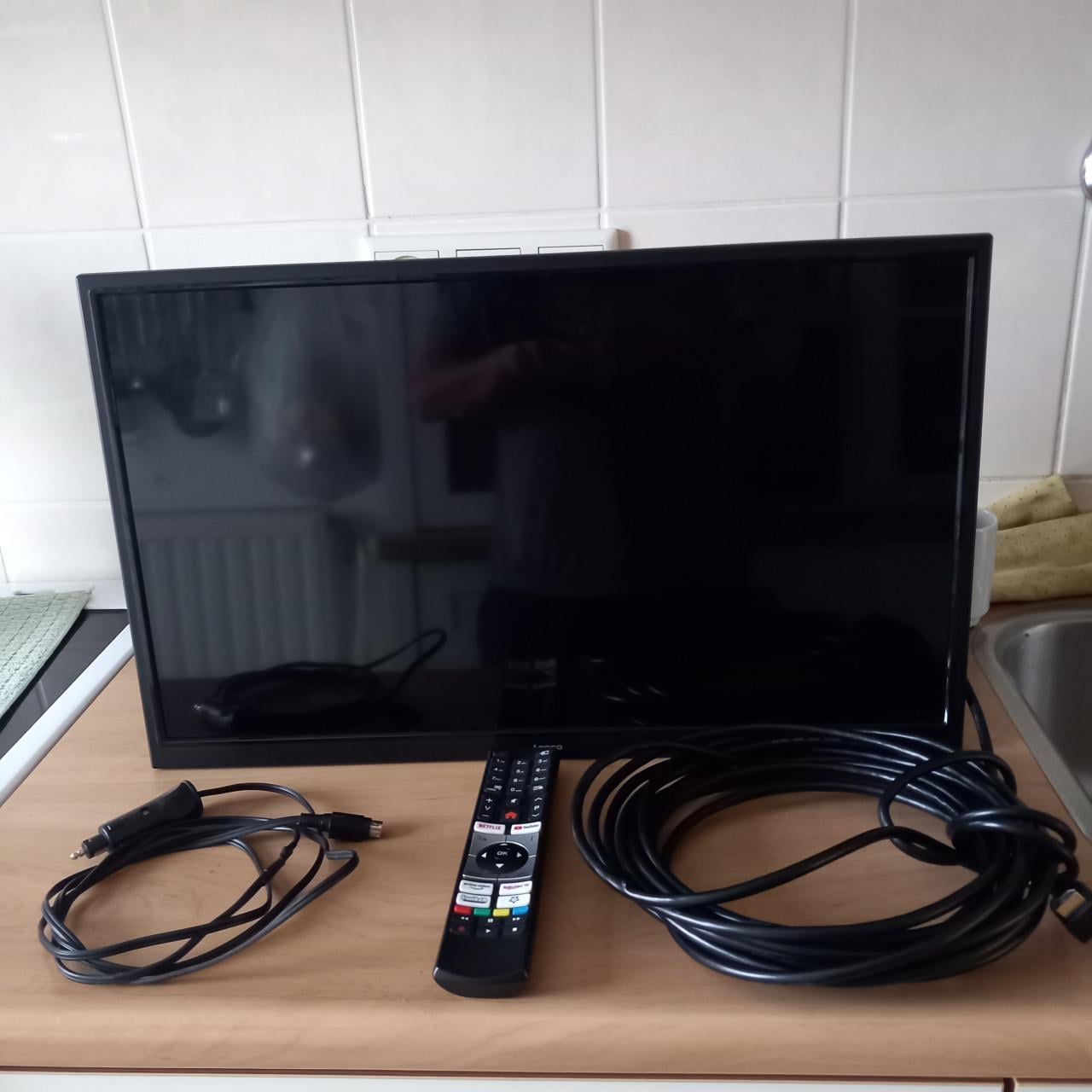 12V TV 24 inch