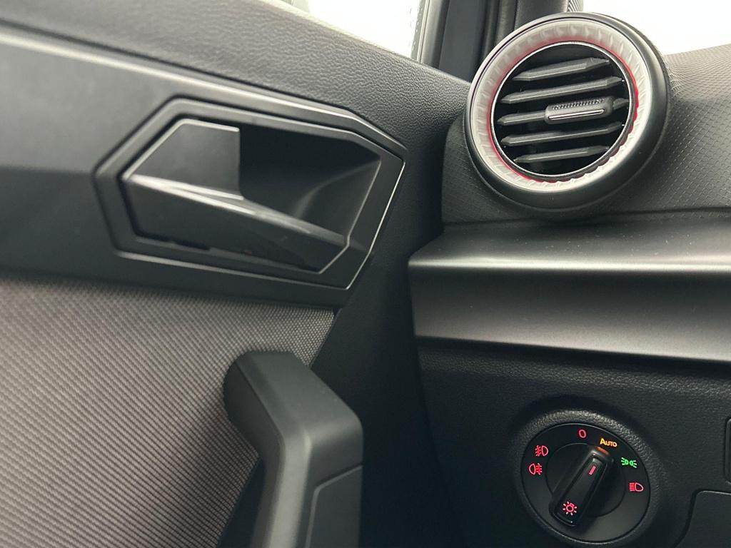 Seat Arona fr business connect 1.0 ecotsi 85 kw / 115 pk suv