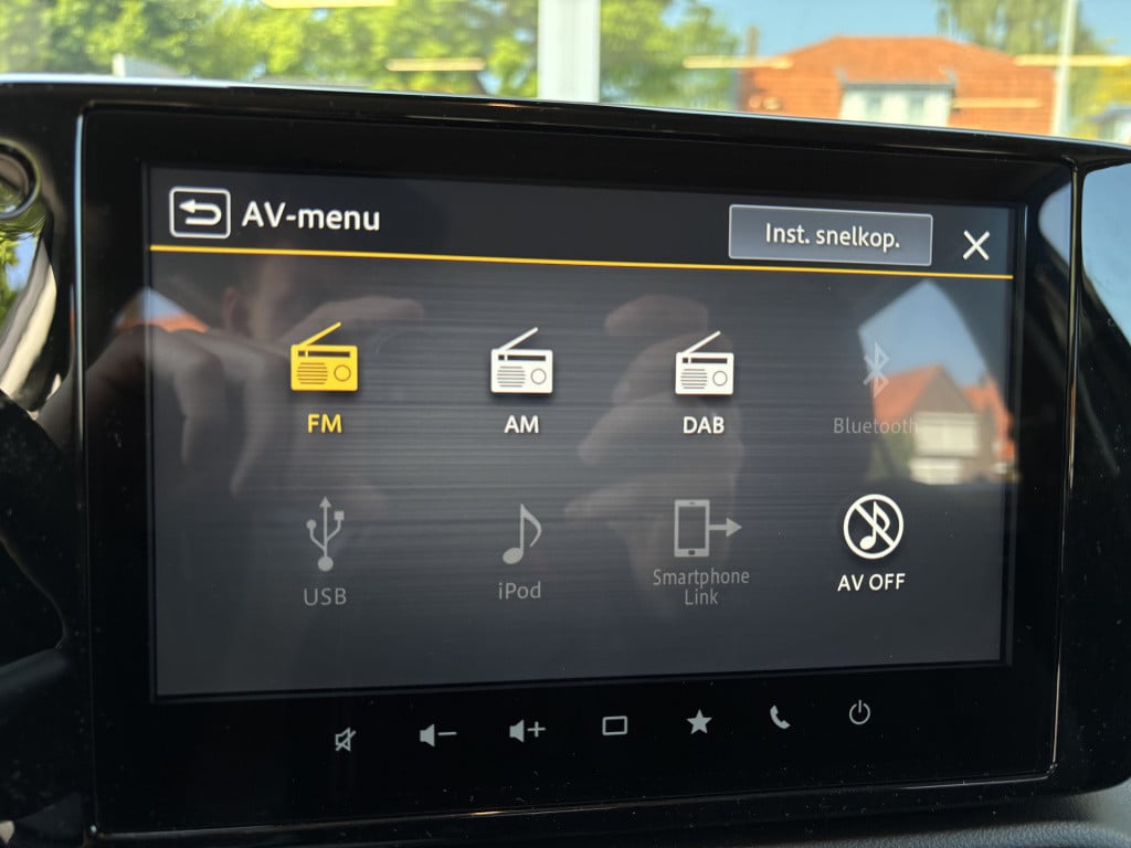 Suzuki Swift 1.2 style smart hybrid
