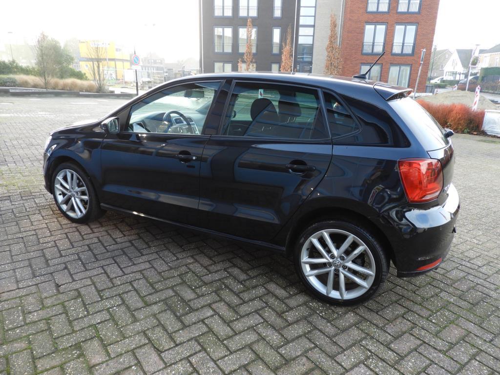 Volkswagen Polo 1.2 tsi highline nap apple carplay