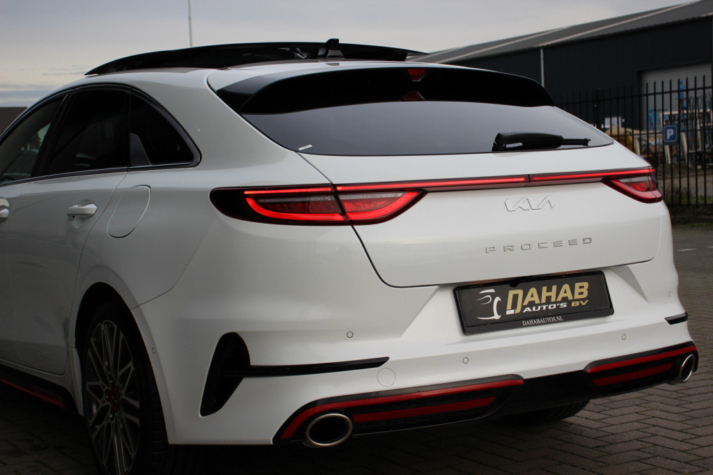 Kia Proceed 1.6 t-gdi gt | direct leverbaar | 204pk | panoramadak | sportui
