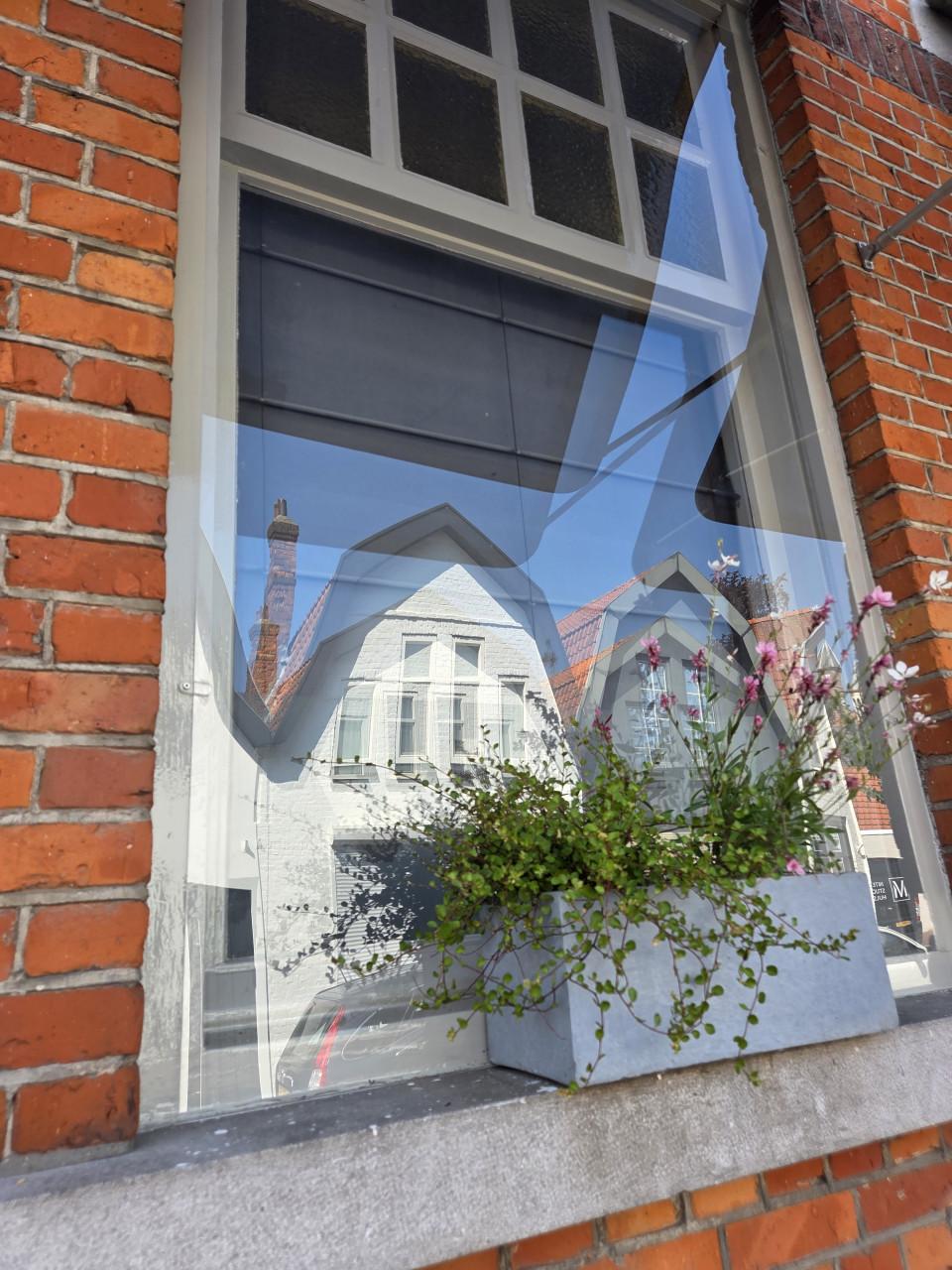2 Zwart linnen vouwgordijnen
