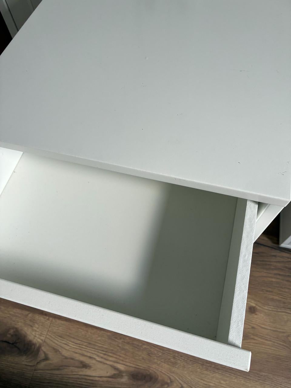 Nachtkastje ikea