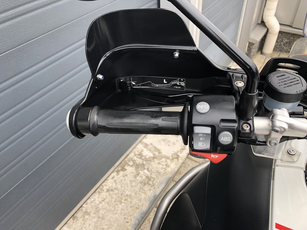 Puntgave BMW R1200GS Adventure uit 2007 met 63dkm, rijklaar €6950,-