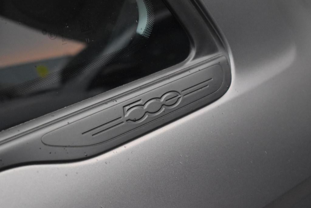 Fiat 500 icon 42 kwh | climate control | cruise control | trekhaak | achter