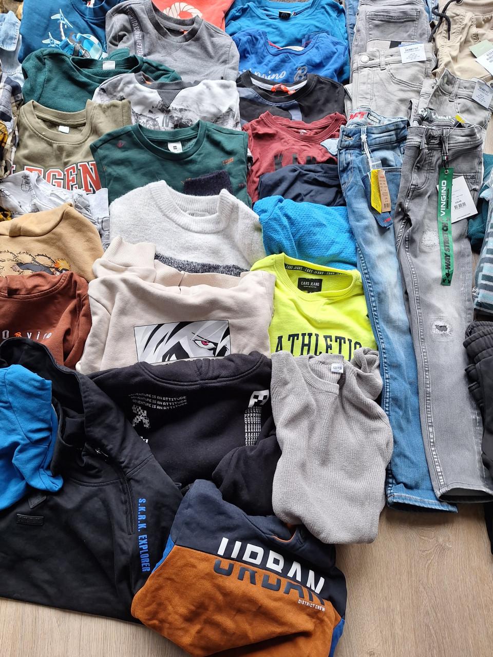 Mega pakket jongenskleding maat 122&128
