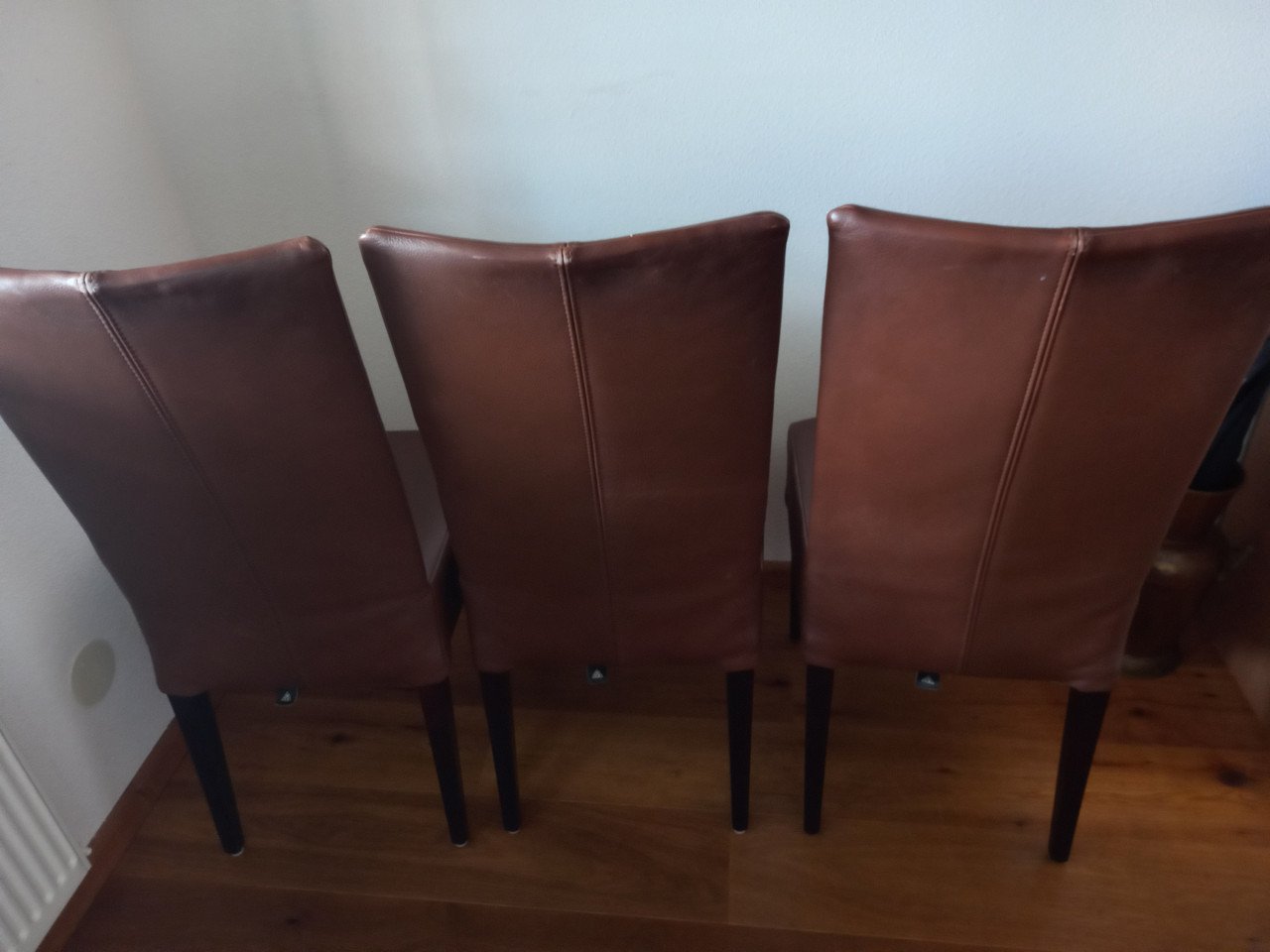 Eetkamerstoelen 3 stuks GRATIS af te halen