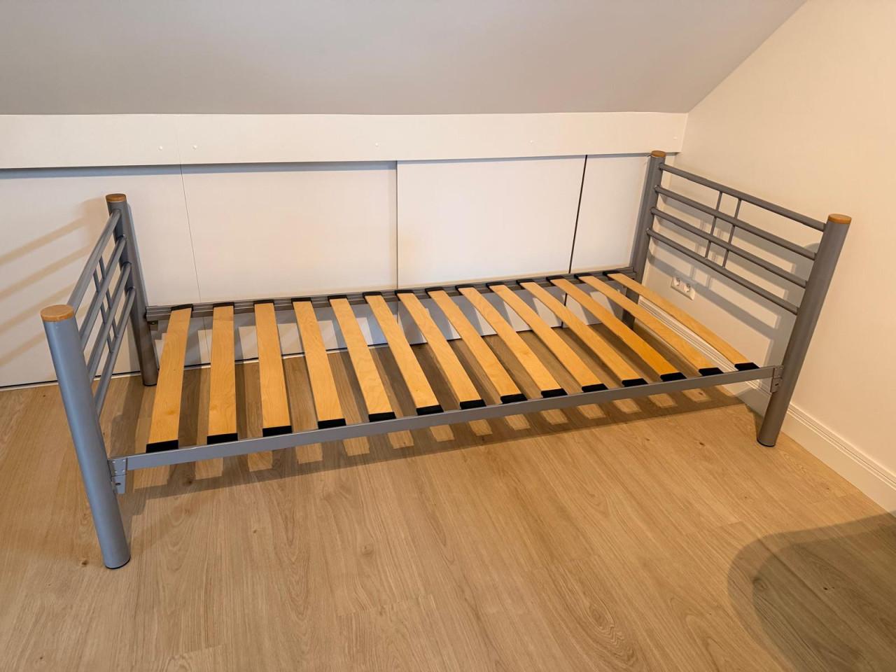 1-persoons bed