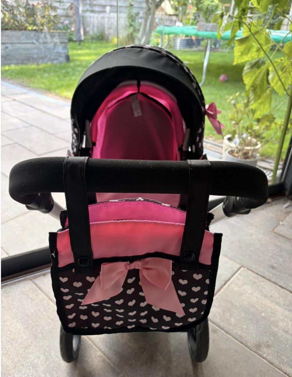 Mooie poppenwagen 🎀