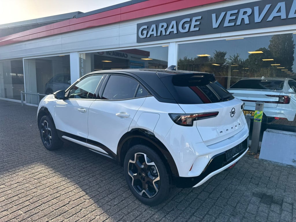 Opel Mokka 1.2 turbo gs black pack (model 2025)
