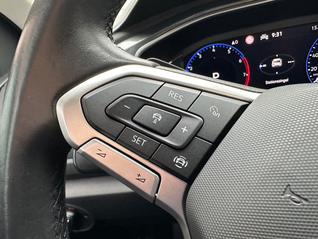 Volkswagen T-roc 1.5 tsi 150pk dsg style | iq light | navi | carplay | adap