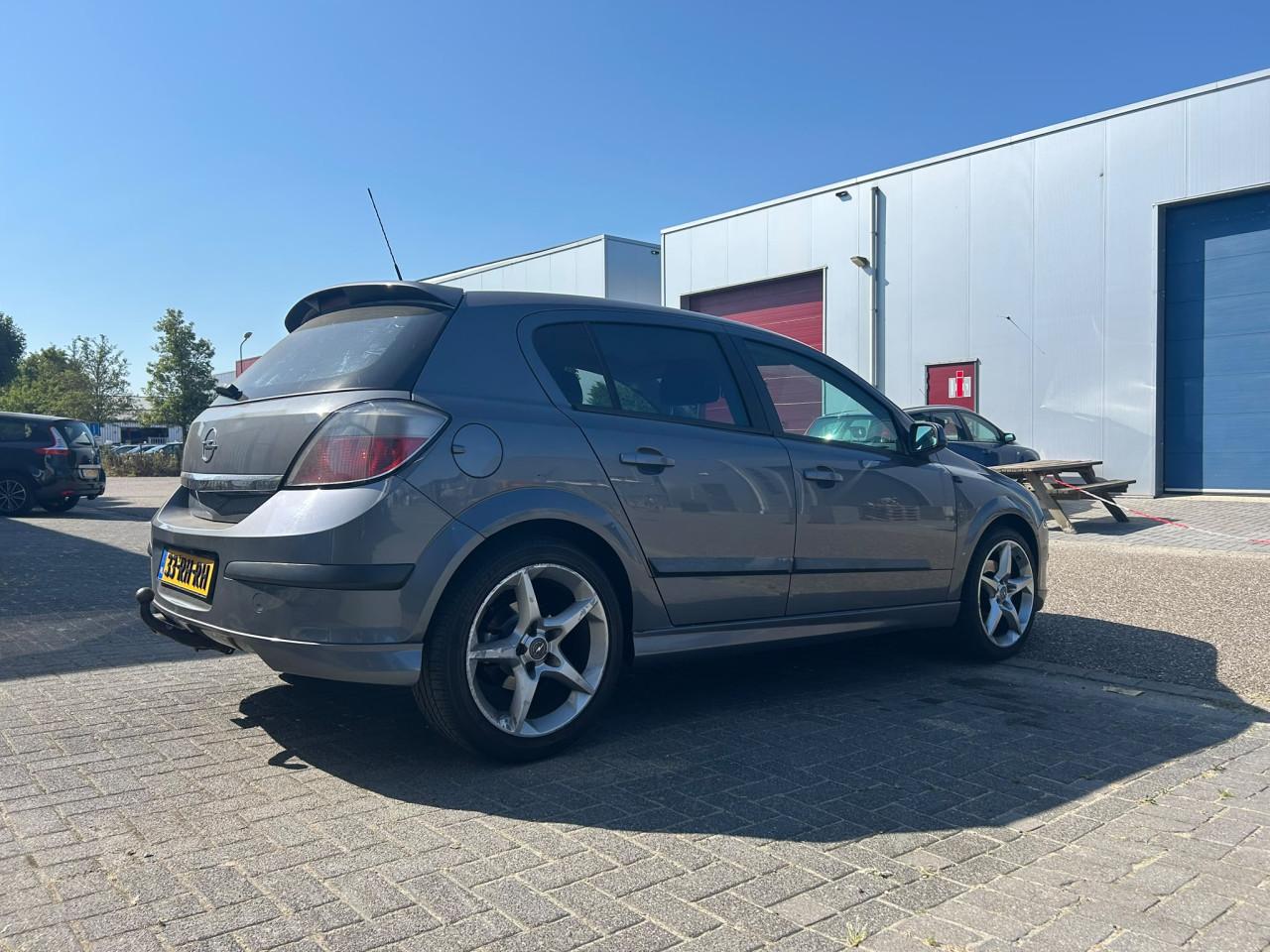 Opel Astra 2.0 T Sport | 245 PK | Nieuw Motorblok | Bi-xenon | CarPlay
