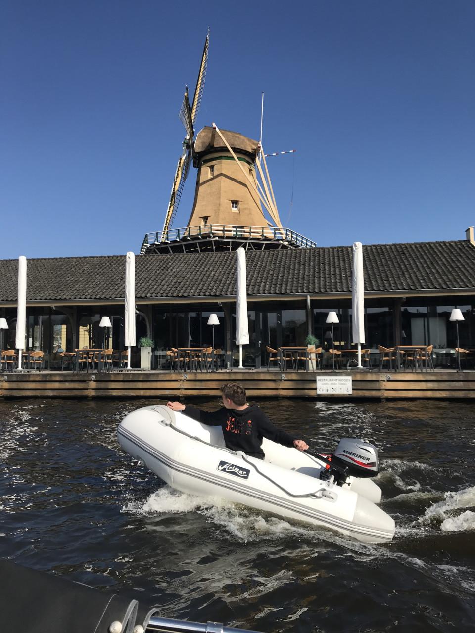 Opblaas-/opvouwbare rubberboot +/- 210cm met Yamaha 4 pk