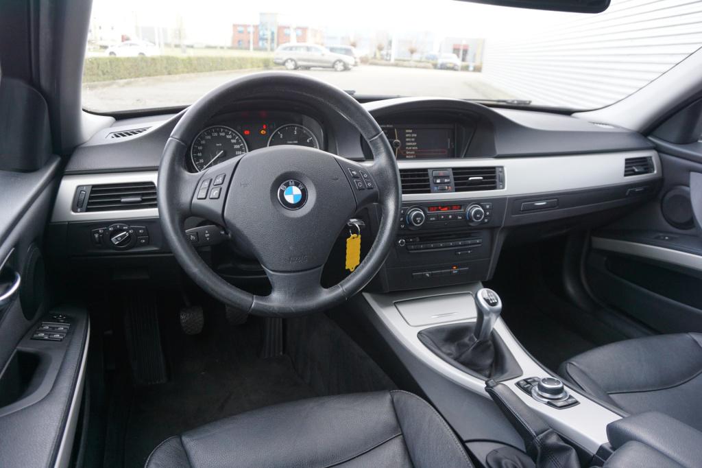 BMW 3-serie touring 320d efficient dynamics edition luxury line airco / nav