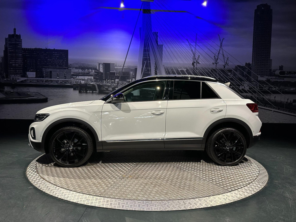 Volkswagen T-roc 1.5 tsi style *led*virtual*dab+*pdc v&a*trekhaak*navi*appc
