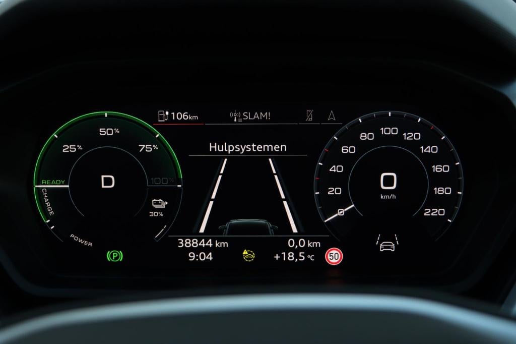 Audi Q4 E-tron 45 quattro advanced edition 77 kwh 265pk | soh 95,1% |