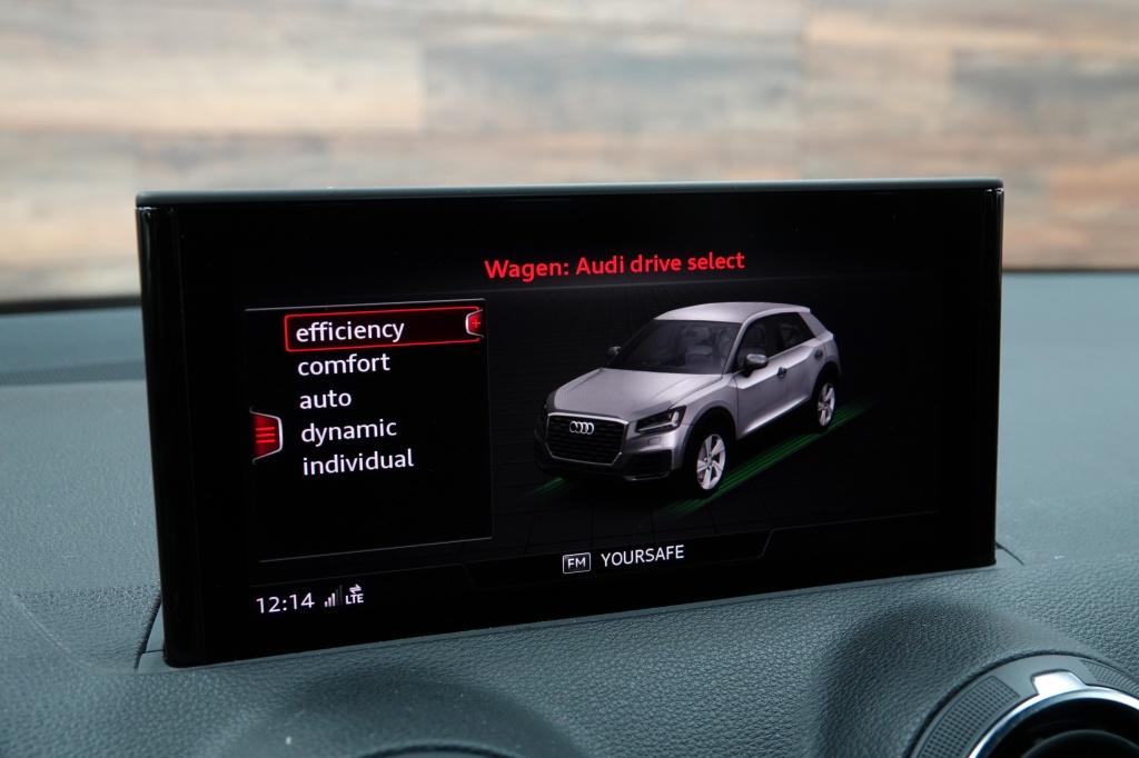 Audi Q2 1.5 tfsi | acc | pdc | carplay | s-line |