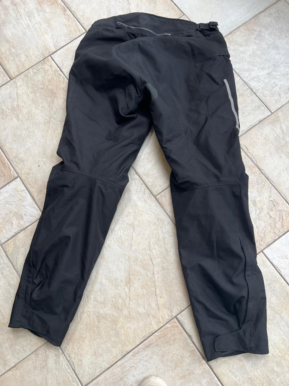MOTORPAK  JAS & BROEK REV'IT incl binnenvoering