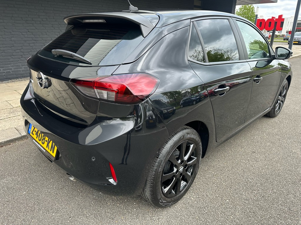 Opel Corsa 1.2 black edition