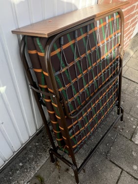 Opvouwbaar logeerbed nieuw en ongebruikt met matras