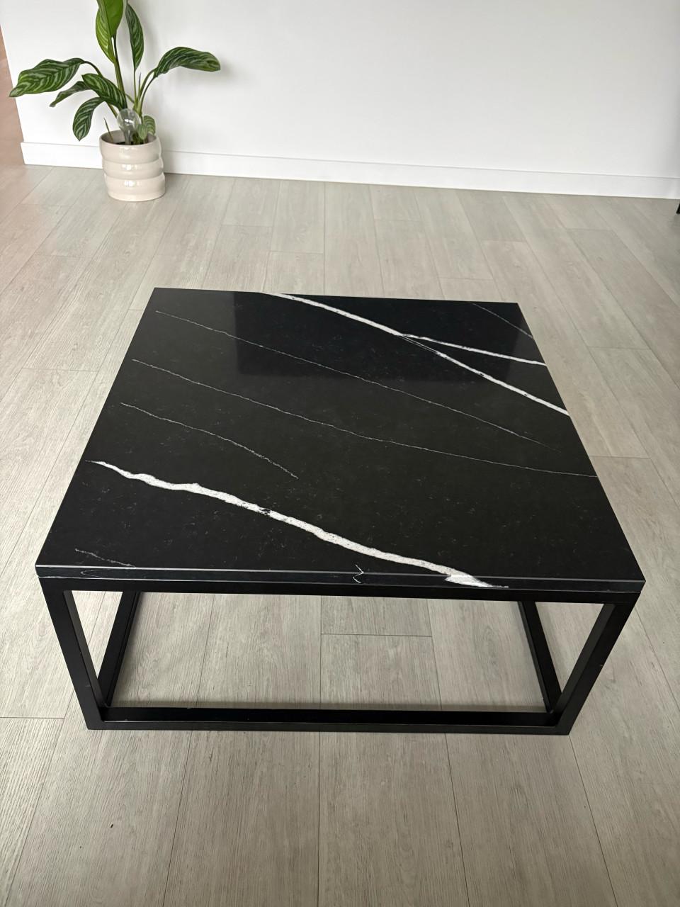 Salontafel marmer zwart wit met stalen onderstel