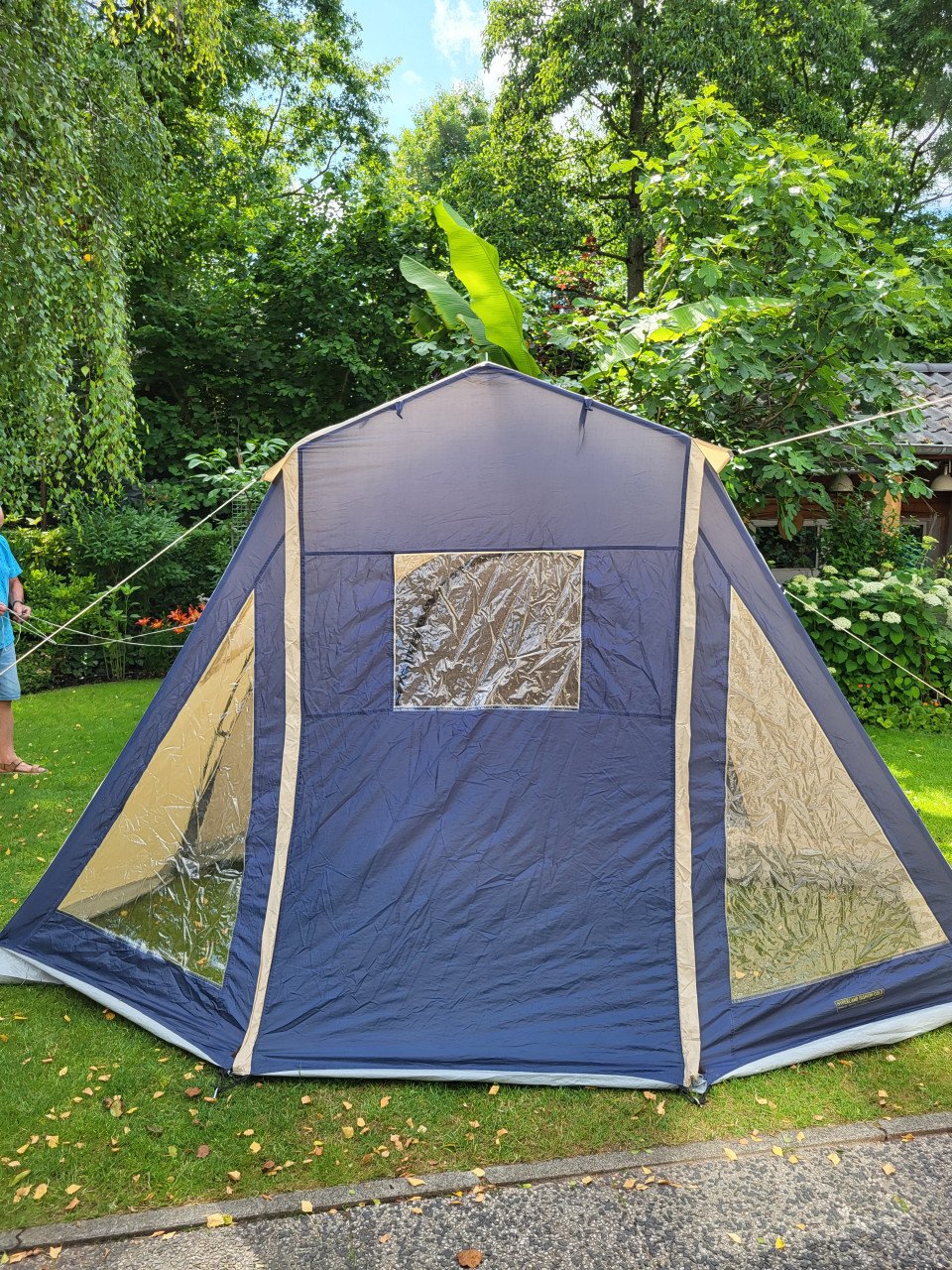 Tent