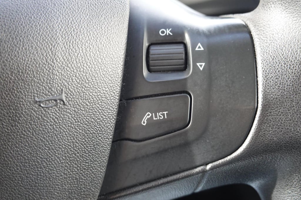 Peugeot 208 1.2 vti active