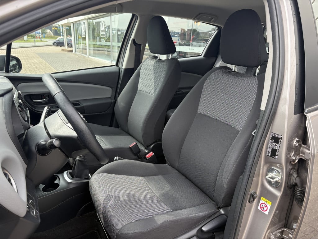 Toyota Yaris 1.3 vvt-i aspiration
