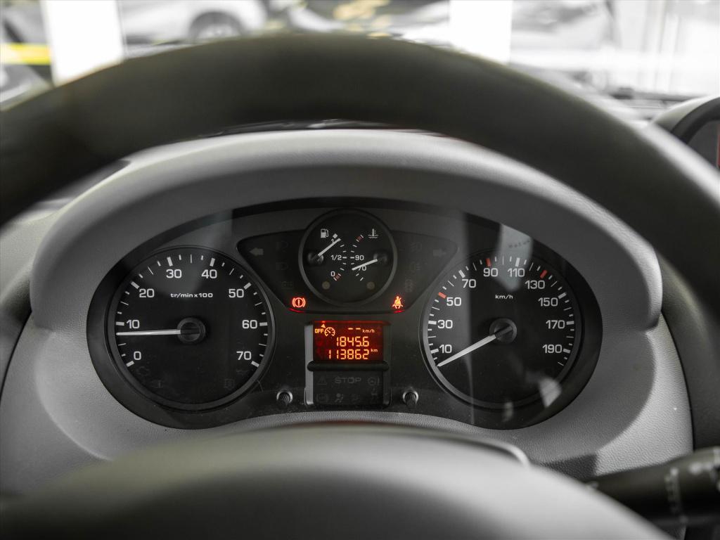 Peugeot Expert 2.0 hdi 120pk l2 dc