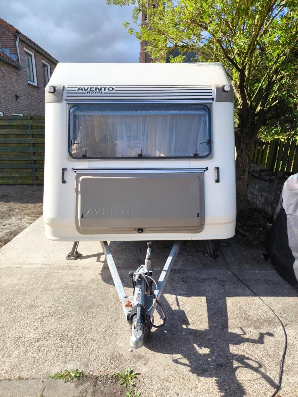 AVENTO ROYAL 395 TL LUXE met kenteken