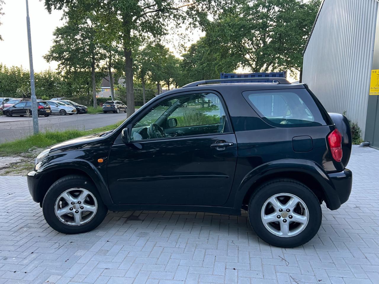 Toyota RAV4 2.0-16V VVT-i Luna