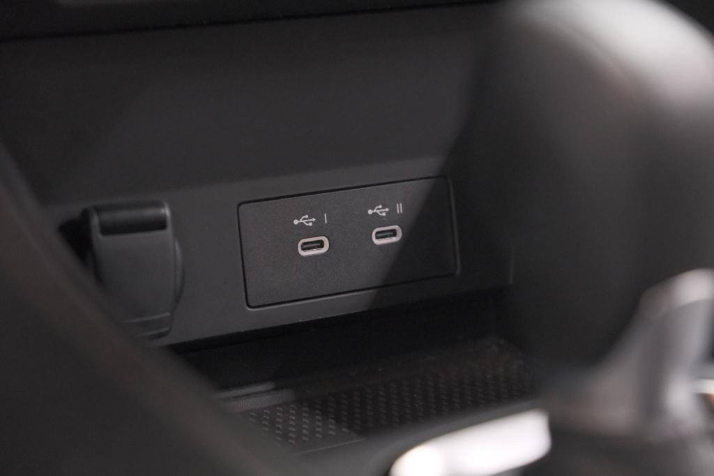 Renault Captur 1.6 e-tech full hybrid 145 techno | camera | navigatie | app