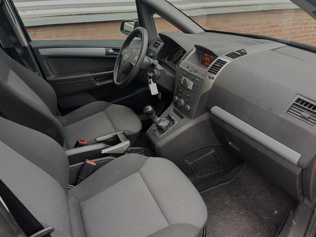 Opel Zafira 1.6 temptation | 7 pers.