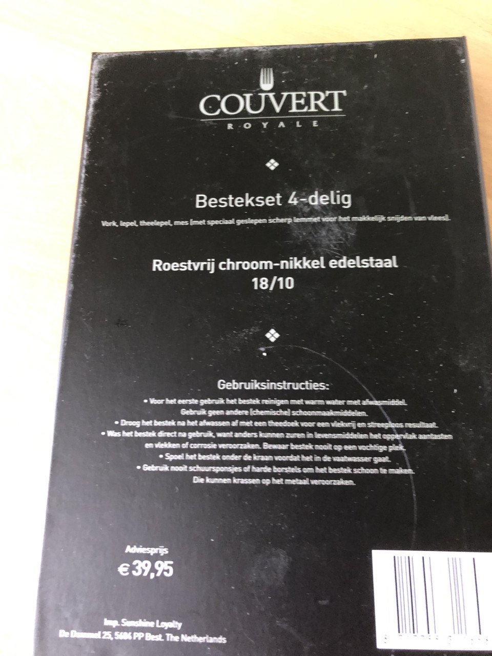 Te koop nieuw bestekset.
