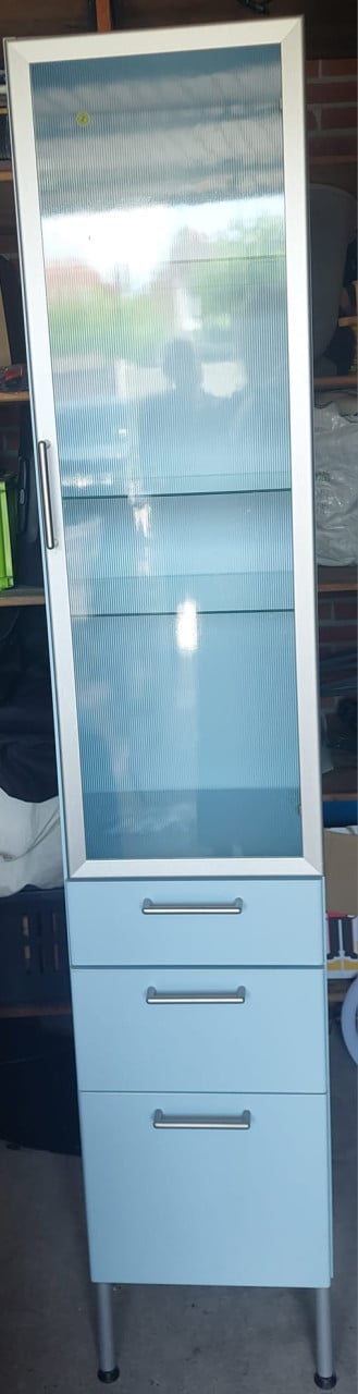 Badkamerkast Ikea licht blauw