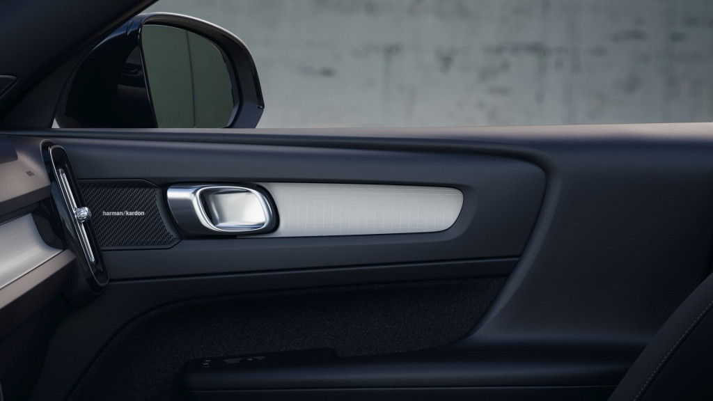 Volvo XC40 b4 gt plus dark